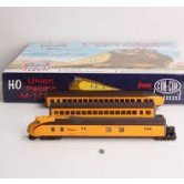 CC M-10000 Train UNION PACIFIC